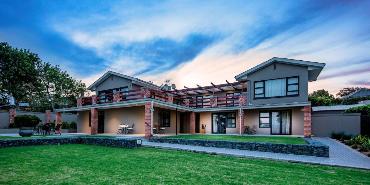 Four Palms Accommodation Durbanville Esterno foto