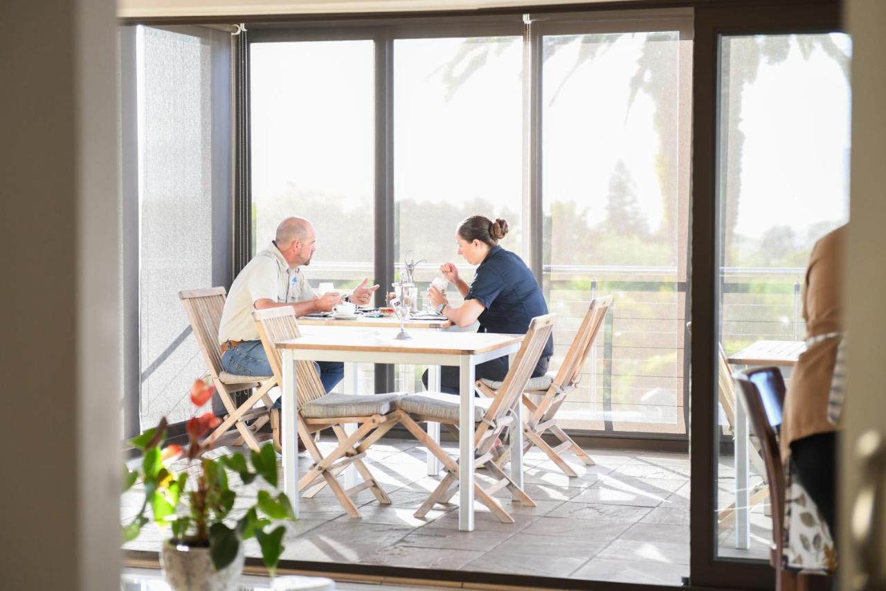 Four Palms Accommodation Durbanville Esterno foto