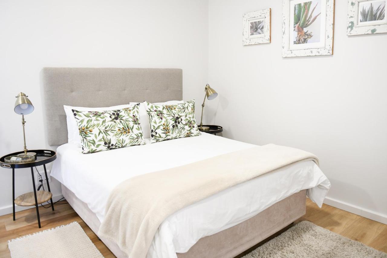 Four Palms Accommodation Durbanville Esterno foto
