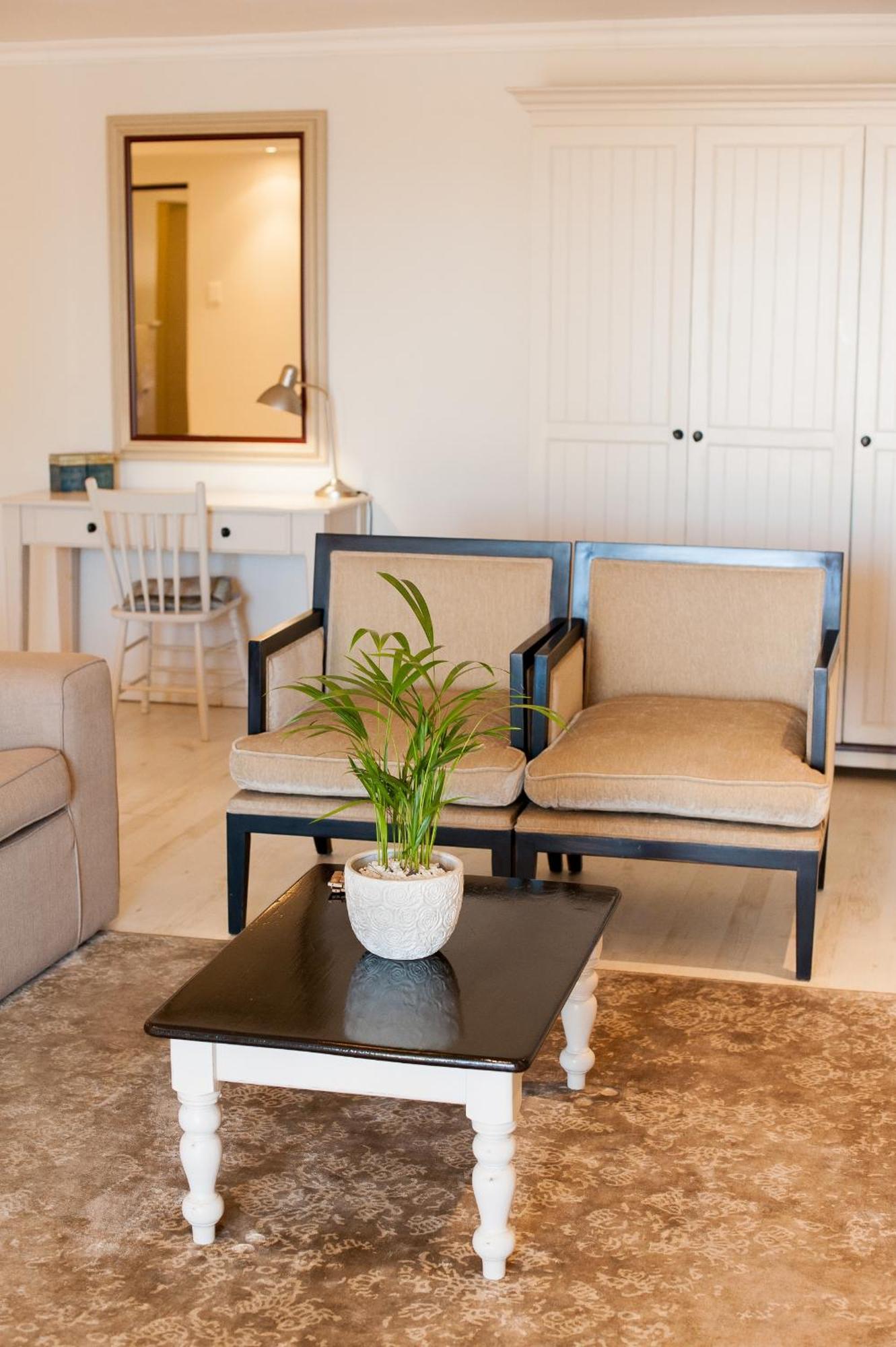 Four Palms Accommodation Durbanville Esterno foto