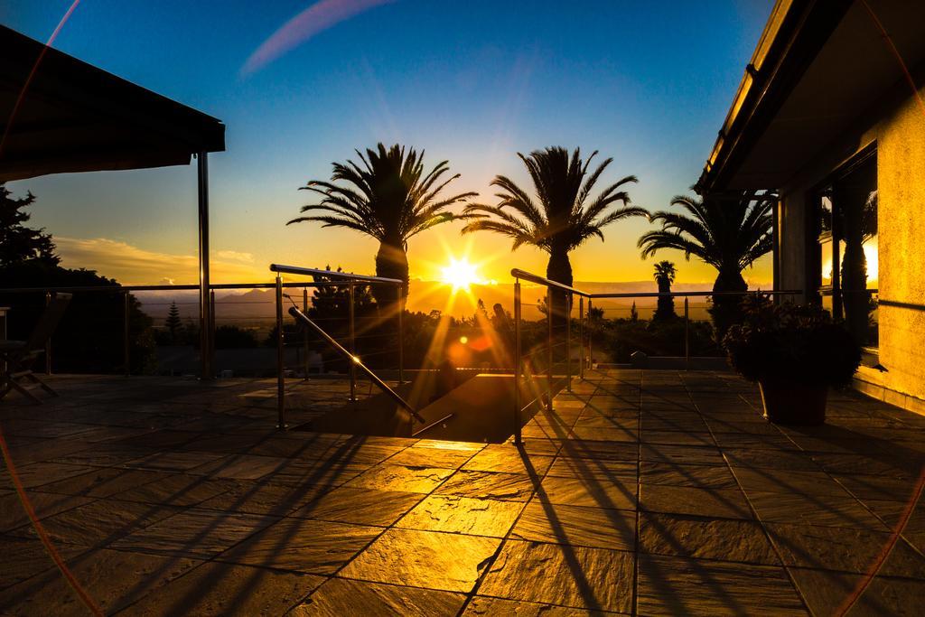 Four Palms Accommodation Durbanville Esterno foto